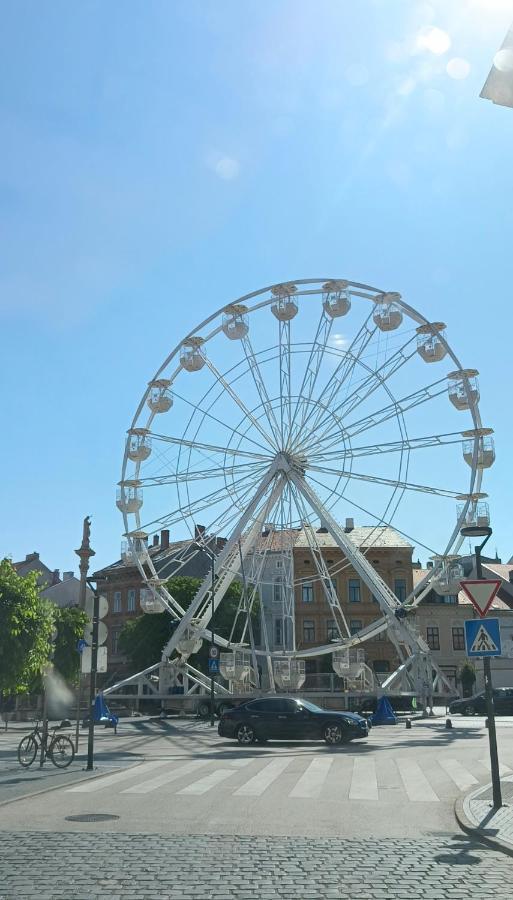 Ruyi Holiday Sopron Esterno foto