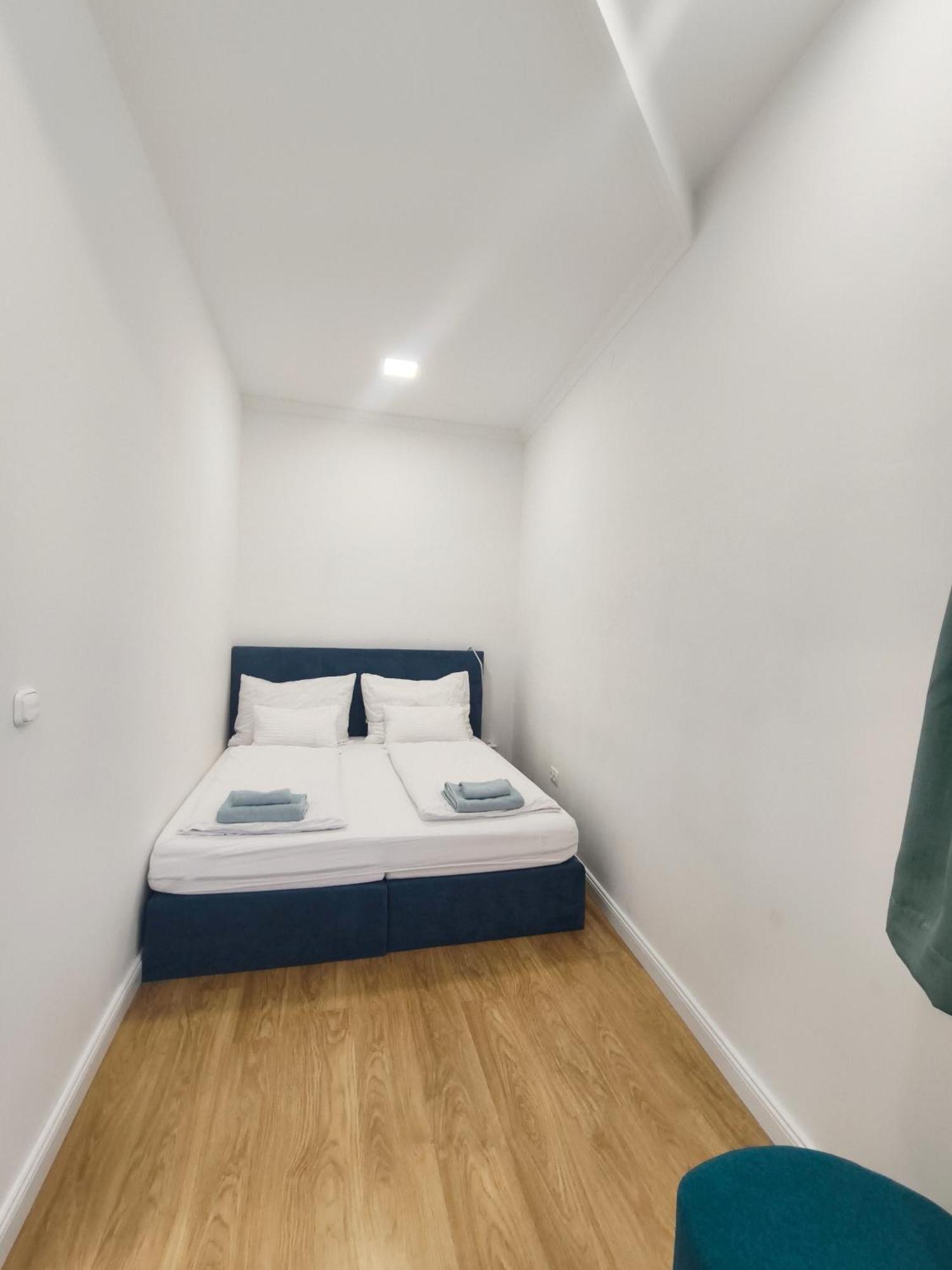 Ruyi Holiday Sopron Esterno foto